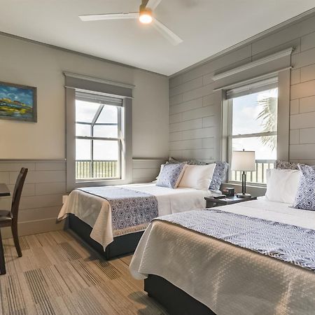 Harborwalk Lodge Hitchcock 外观 照片