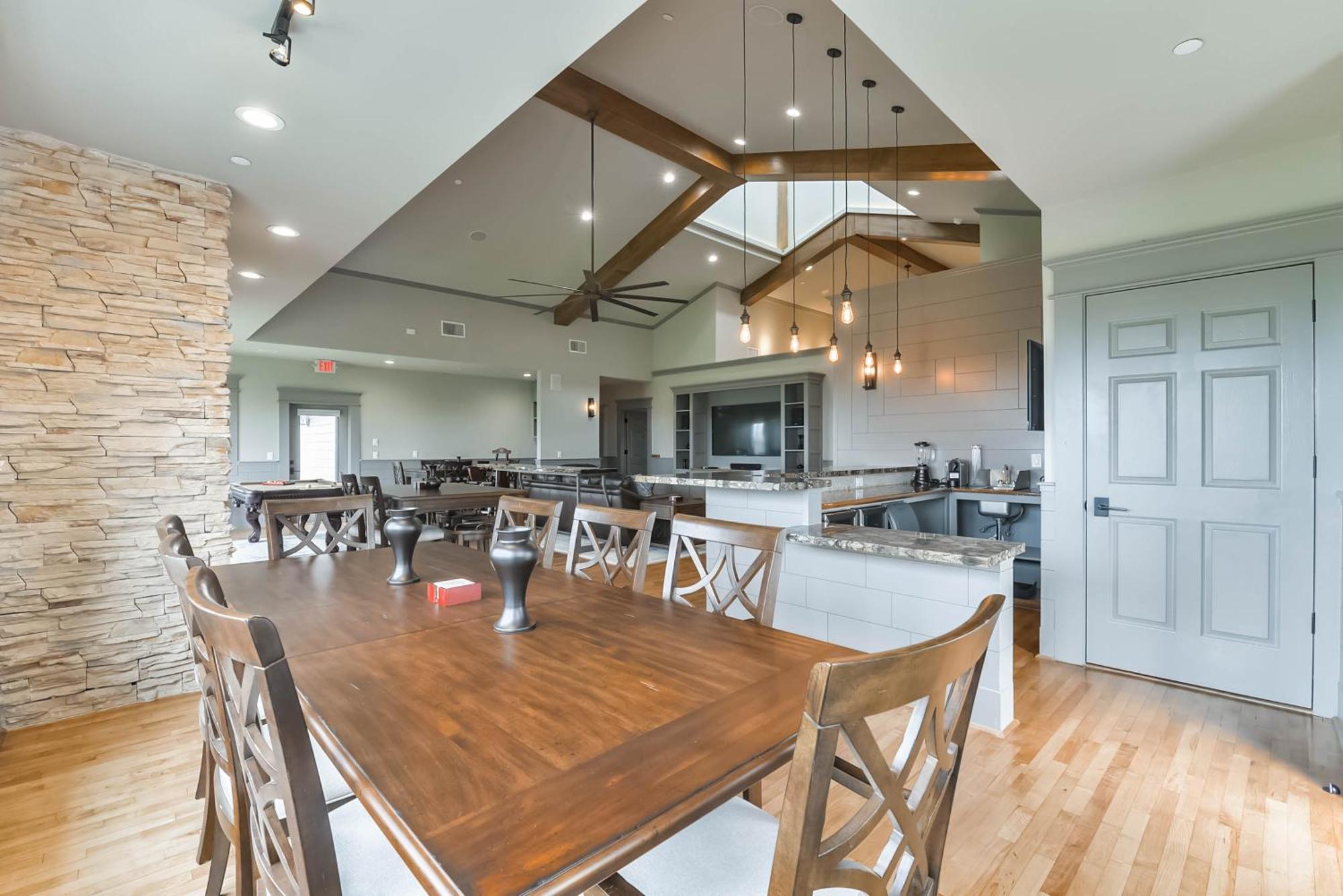Harborwalk Lodge Hitchcock 外观 照片